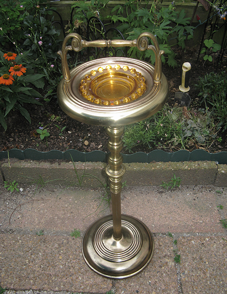 Updated Complete With Ashtray View